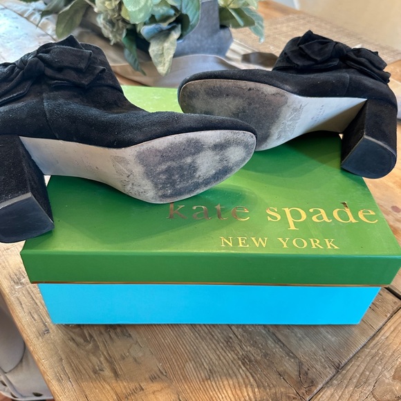 Authentic Kate Spade size 9 black suede boots - Picture 5 of 6